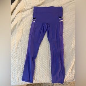 Women’s purple leggings